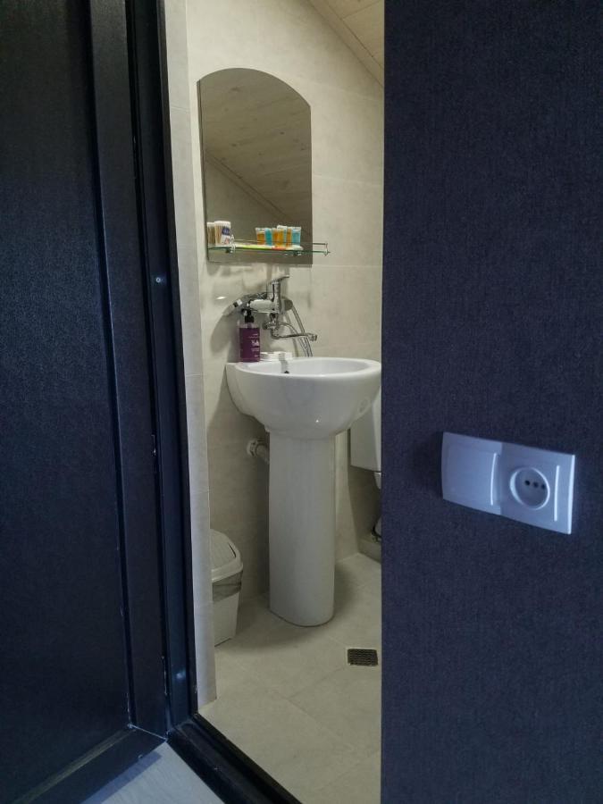 Urban Stay Rooms In Тбилиси Экстерьер фото